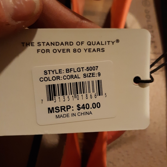NEW Goldtoe peachy 🍑 coral flats 7 - Picture 4 of 4